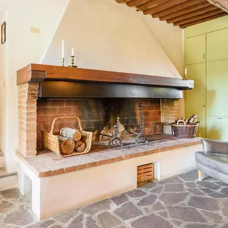 Podere Croci, 400yr Monastery Villa, Pool, 16 Guests Вилла *