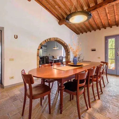 Вилла Podere Croci, 400yr Monastery Villa, Pool, 16 Guests