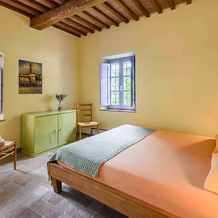 Podere Croci, 400yr Monastery Villa, Pool, 16 Guests * Rivalto