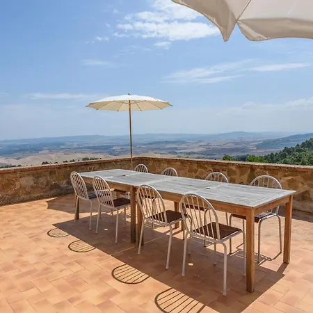 Podere Croci, 400yr Monastery Villa, Pool, 16 Guests Вилла *