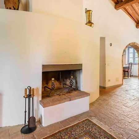 Вилла Podere Croci, 400yr Monastery Villa, Pool, 16 Guests *