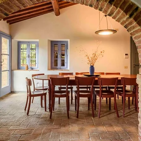 Podere Croci, 400yr Monastery Villa, Pool, 16 Guests Вилла *