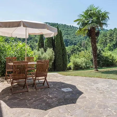 Вилла Podere Croci, 400yr Monastery Villa, Pool, 16 Guests Rivalto
